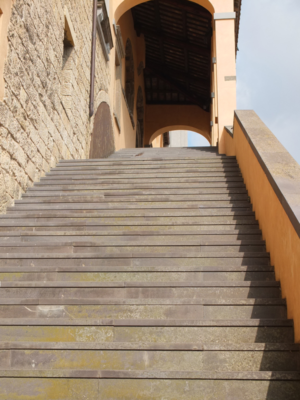 Über Stufen eigene Grenzen überwinden